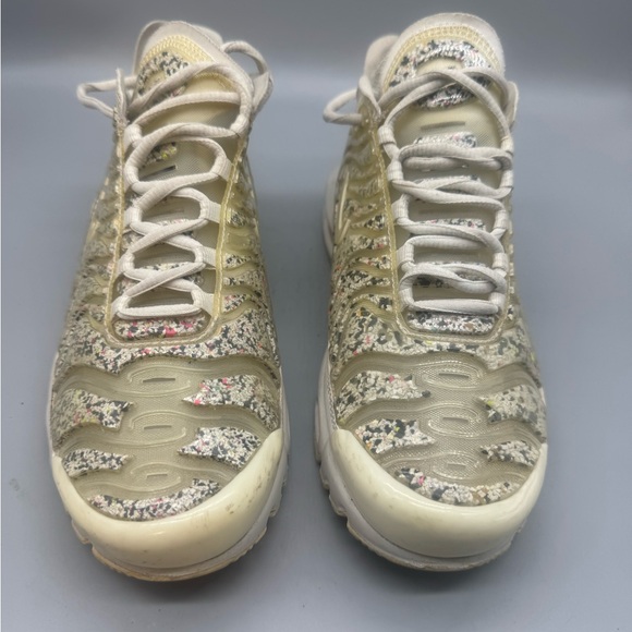 Nike Air Max Plus Phantom Silver AR0970-002 Women Shoe Size 9.5 Walking Gym - Picture 5 of 7